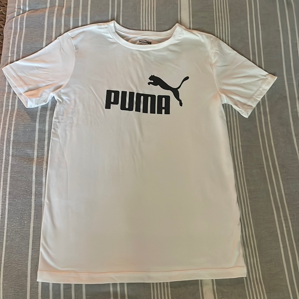 New Puma tee, boys, Large, white with black logo